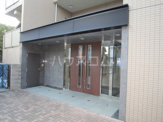 3/5 エントランス