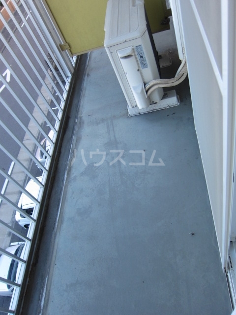 20/28 バルコニー