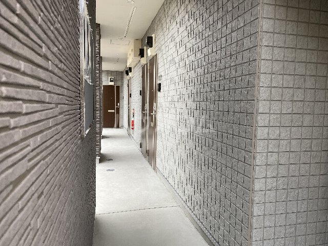 16/22 エントランス