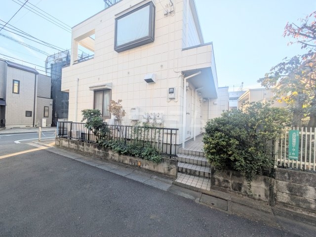 21/24 エントランス