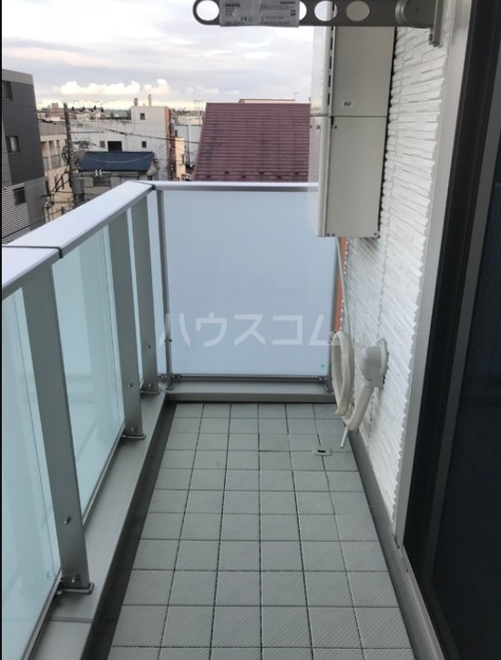 17/23 バルコニー