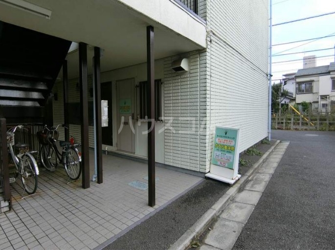 14/17 エントランス