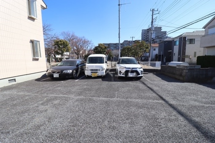 21/25 駐車場