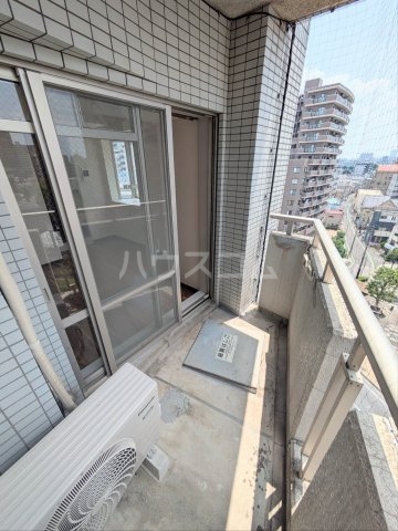 13/18 バルコニー