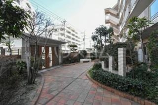 2/4 エントランス