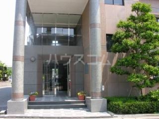 14/17 エントランス