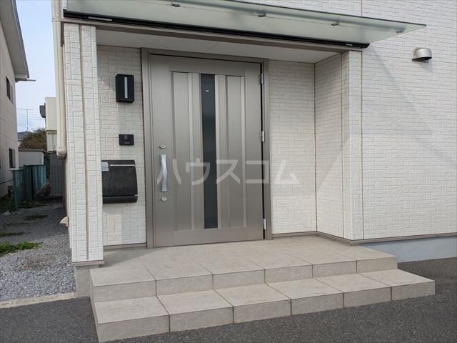 25/30 エントランス