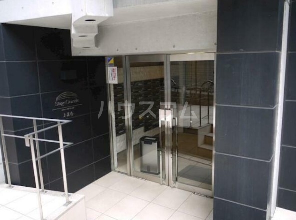 3/5 エントランス