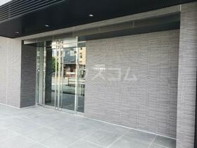 15/21 エントランス