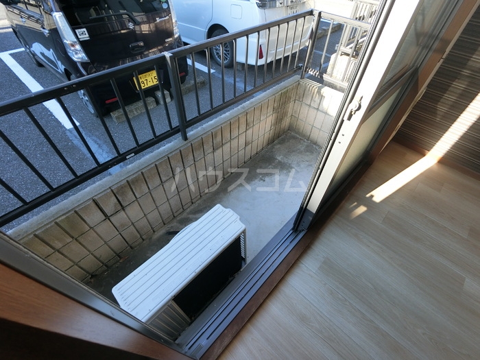 13/20 バルコニー