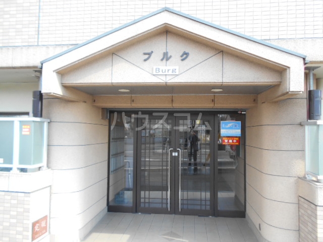 22/30 エントランス