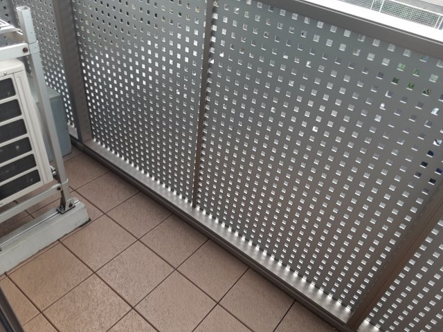 19/28 バルコニー