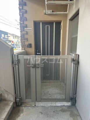 19/28 エントランス