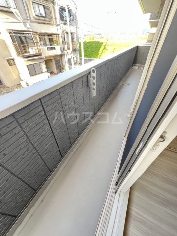 17/30 バルコニー