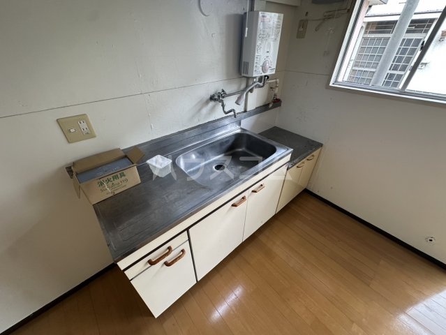 17/30 キッチン