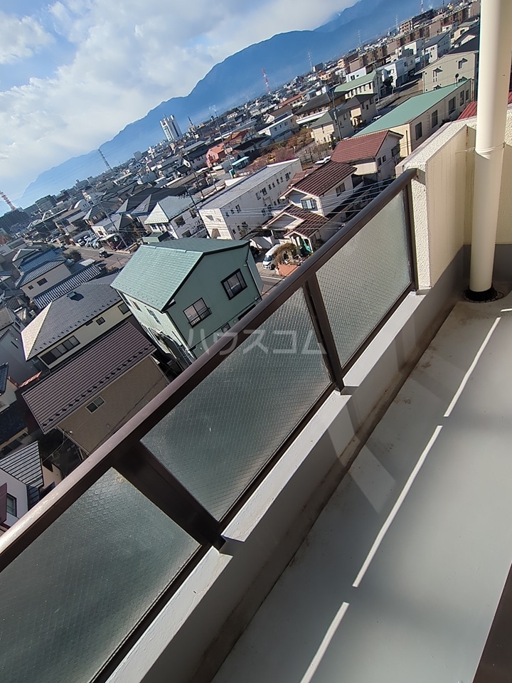 16/25 バルコニー