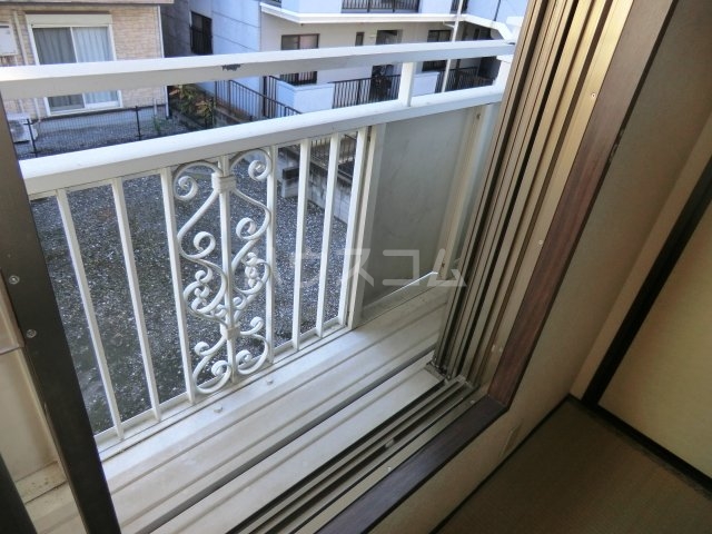 19/30 バルコニー