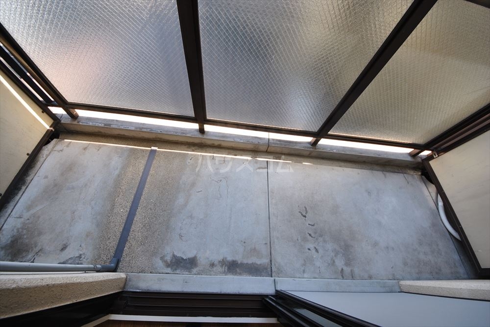 18/24 バルコニー