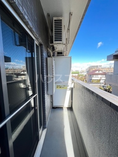 14/27 バルコニー