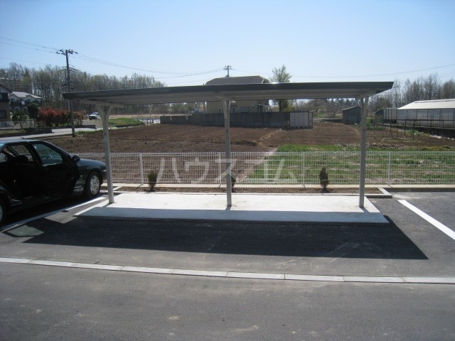 2/2 駐車場