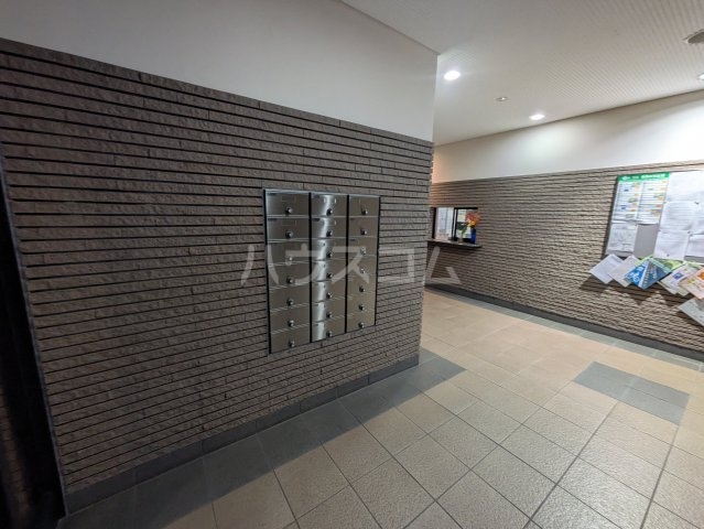 3/7 エントランス