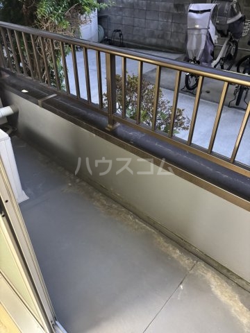 16/27 バルコニー