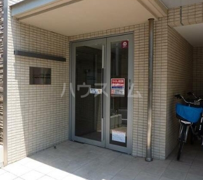 17/20 エントランス