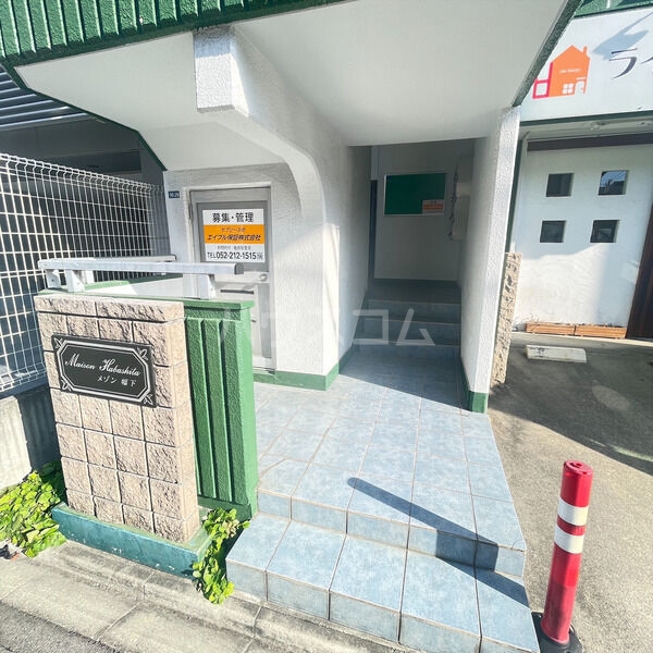 14/22 エントランス