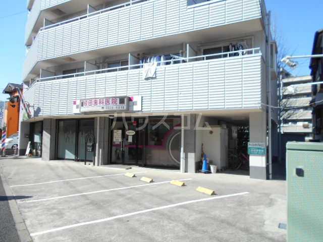 28/30 エントランス