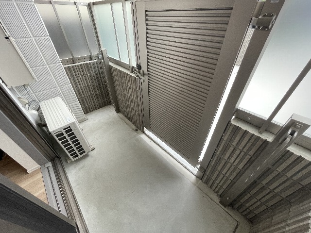 18/30 バルコニー