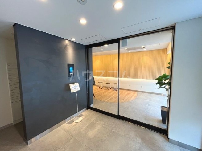 14/24 エントランス