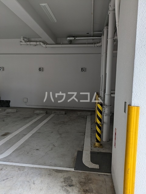 15/19 駐車場