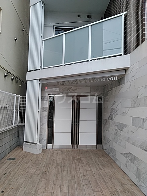 17/18 エントランス