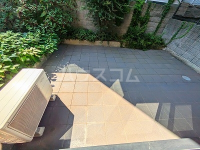 15/27 バルコニー