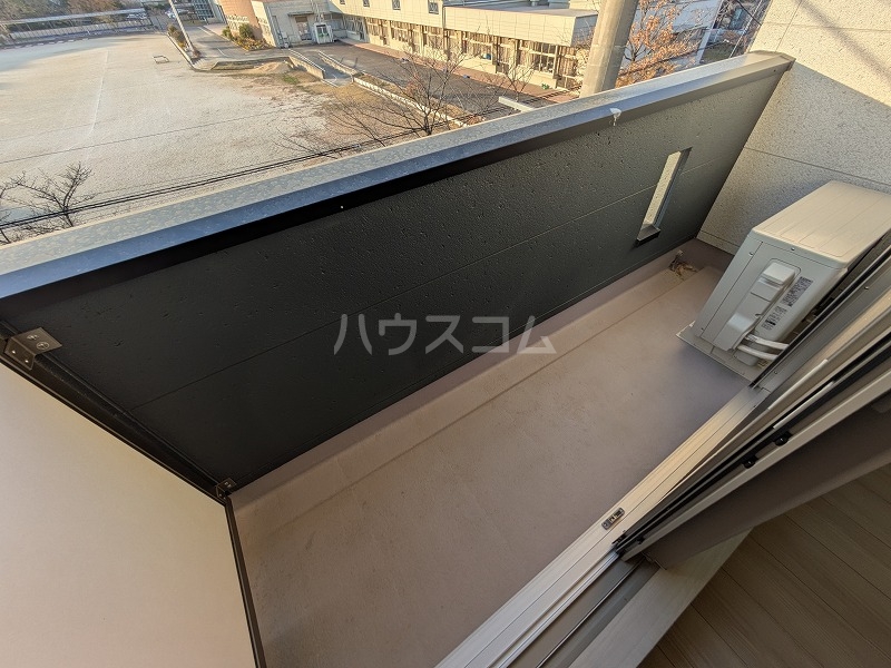 21/30 バルコニー