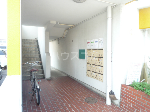 17/21 エントランス