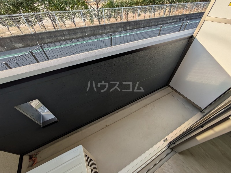 25/30 バルコニー