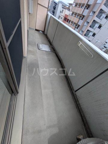 20/30 バルコニー