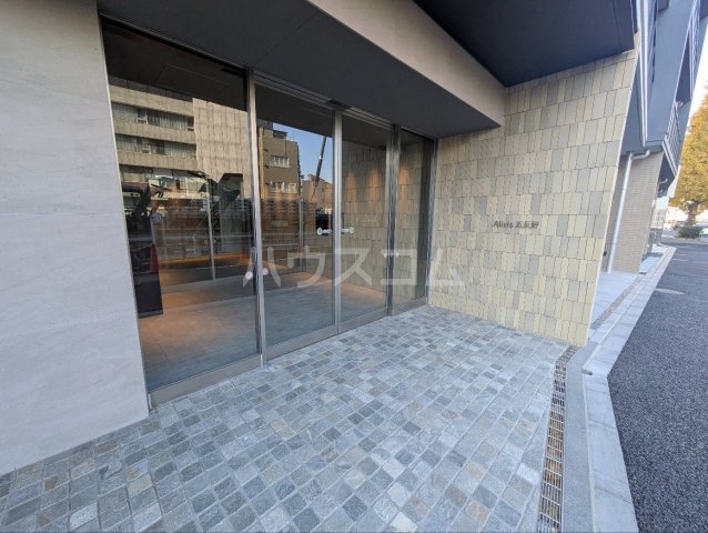 29/30 エントランス