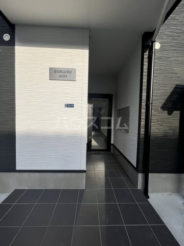 2/5 エントランス