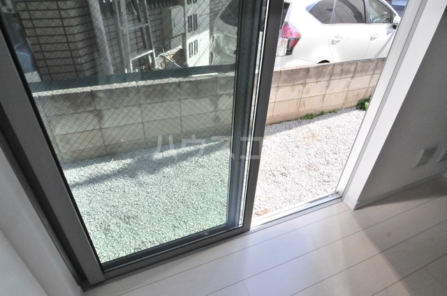 13/27 バルコニー