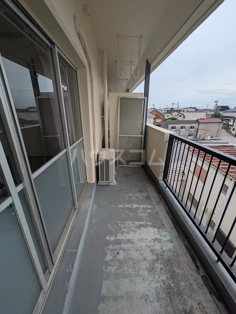 21/30 バルコニー