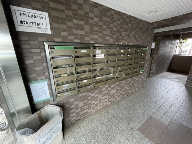 2/8 エントランス