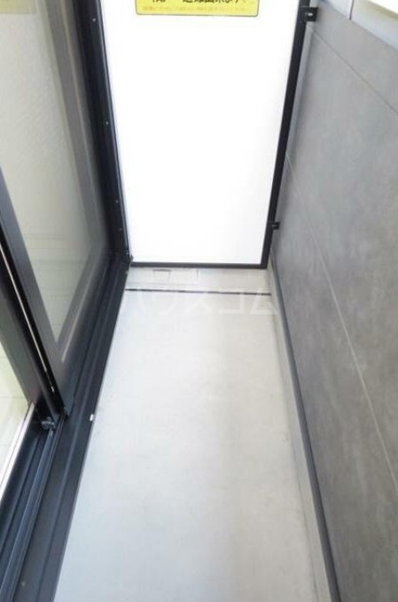 12/13 バルコニー