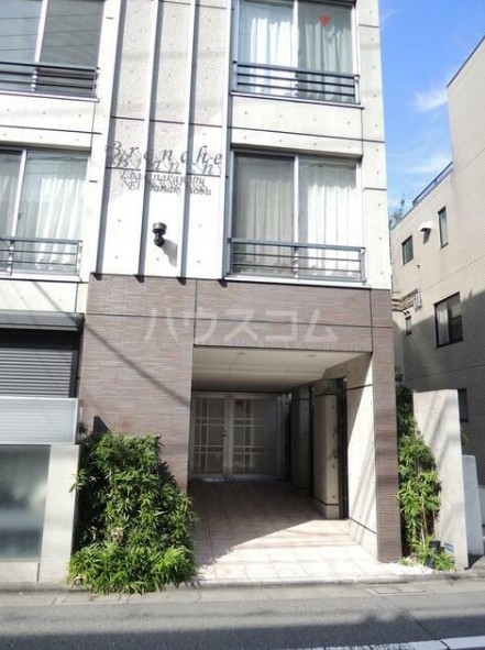 20/24 エントランス