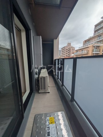 19/30 バルコニー