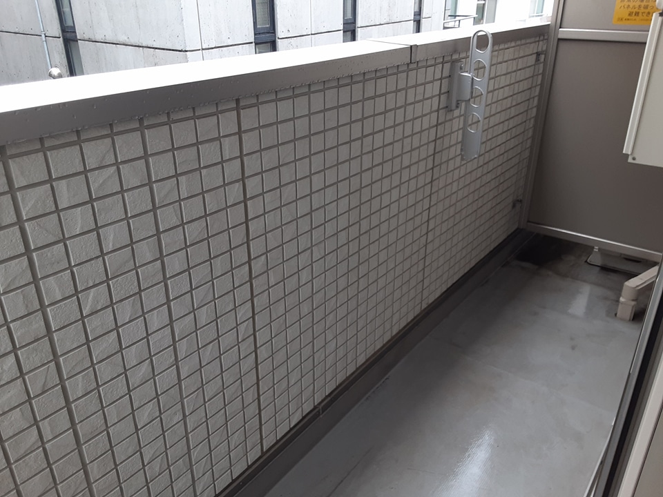 15/23 バルコニー