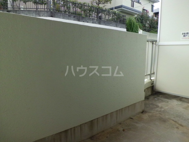 19/25 バルコニー