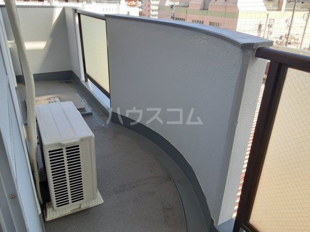 17/28 バルコニー