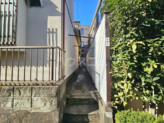 17/20 エントランス